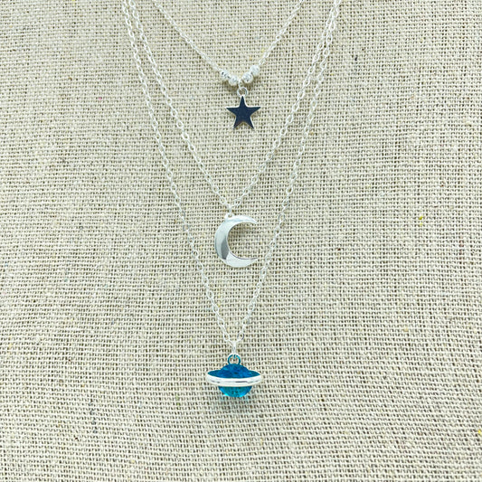 Trio Universo. Estrella, Luna, Planeta y Cadena de Plata.