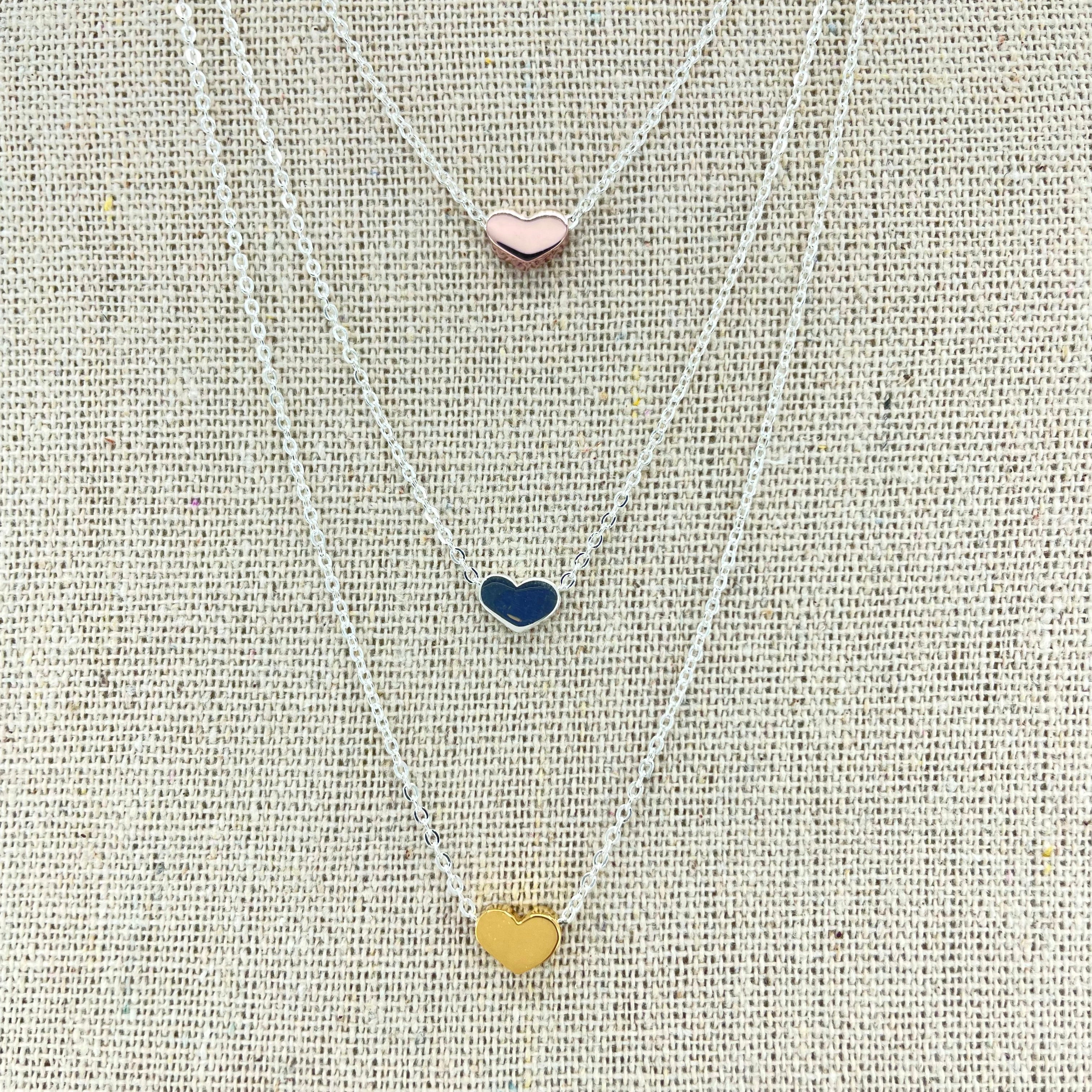 Corazon Rosa Triple Trio de Corazones. Rosa, Plateado, Dorado y Cadena de Plata. – ALICE Y ...