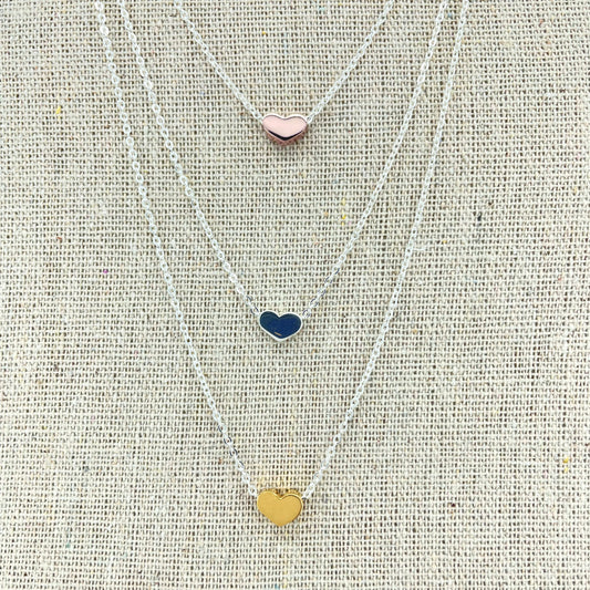 Trio de Corazones. Rosa, Plateado, Dorado y Cadena de Plata.